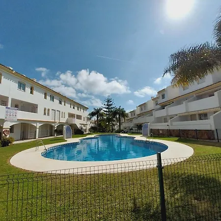Buenavista Duplex 3 Beds Close To Amenities And In Calahonda Apartment