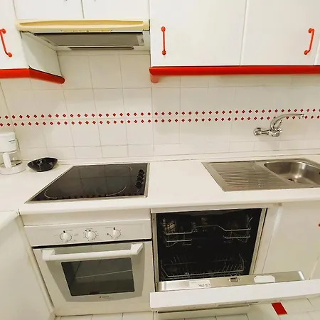 Buenavista Duplex 3 Beds Close To Amenities And In Calahonda 米哈斯科斯塔