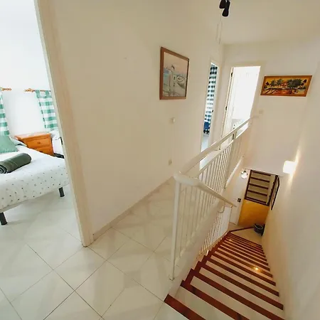 Buenavista Duplex 3 Beds Close To Amenities And In Calahonda